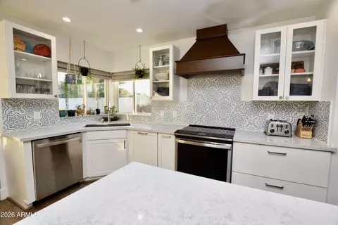 Kitchen - 201 W Pershing Ave, Phoenix, AZ 85029 photo 1 of 3