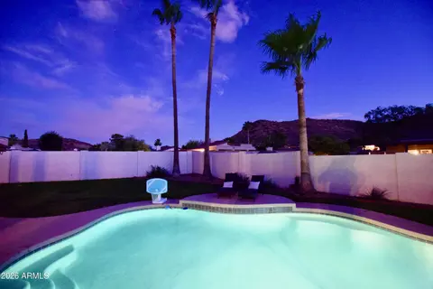 Exterior - 201 W Pershing Ave, Phoenix, AZ 85029 photo 1 of 7