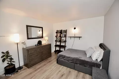 Bedroom - 201 W Pershing Ave, Phoenix, AZ 85029 photo 7 of 7