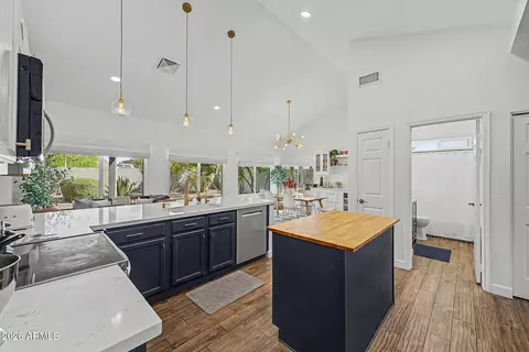6314 W Del Rio St, Chandler, AZ 85226