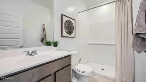 Bath - 9517 W Whitton Ave, Phoenix, AZ 85037 photo 2 of 3