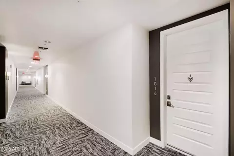 7300 Earll Dr #1016, Scottsdale, AZ 85251