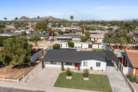 View/Area - 3440 E Laurel Ln, Phoenix, AZ 85028 photo 1 of 4