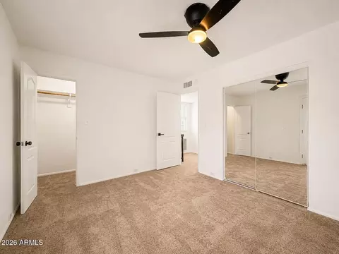 Bedroom - 735 E North Ln #2, Phoenix, AZ 85020 photo 5 of 7