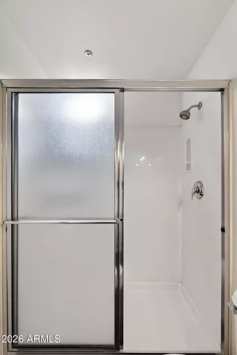 Bath - 706 E Washington St #124, Phoenix, AZ 85034 photo 5 of 6
