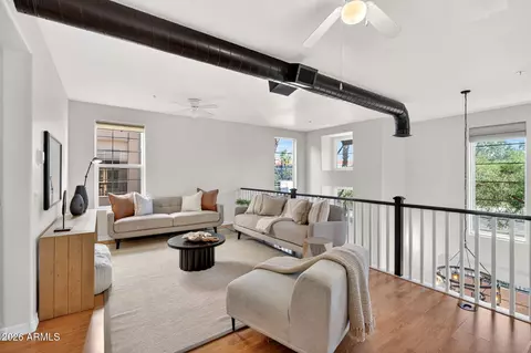 Living - 706 E Washington St #124, Phoenix, AZ 85034 photo 3 of 5