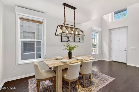 Dining - 706 E Washington St #124, Phoenix, AZ 85034 photo 1 of 3