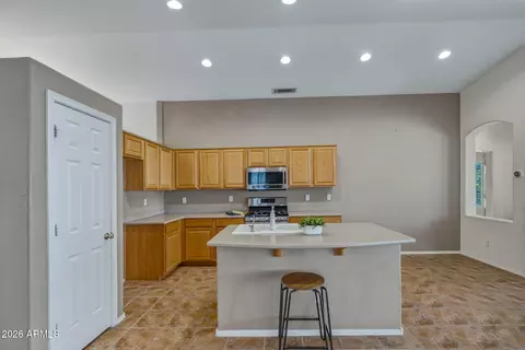 Kitchen - 4040 E Sidewinder Ct, Gilbert, AZ 85297 photo 1 of 5