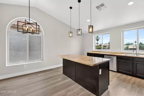 Kitchen - 1417 E Mineral Rd, Gilbert, AZ 85234 photo 3 of 10