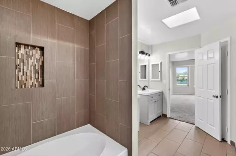 Bath - 1417 E Mineral Rd, Gilbert, AZ 85234 photo 3 of 5