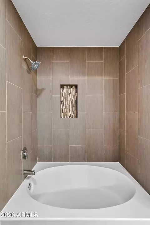 Bath - 1417 E Mineral Rd, Gilbert, AZ 85234 photo 4 of 5