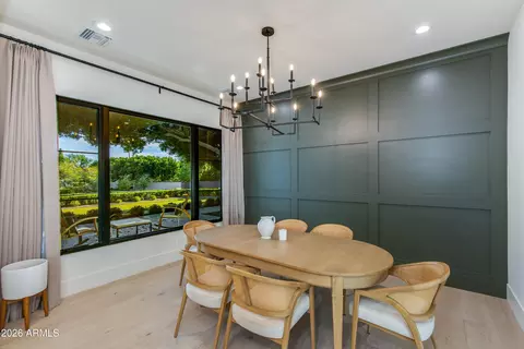 Dining - 5502 E Mariposa St, Phoenix, AZ 85018 photo 1 of 1
