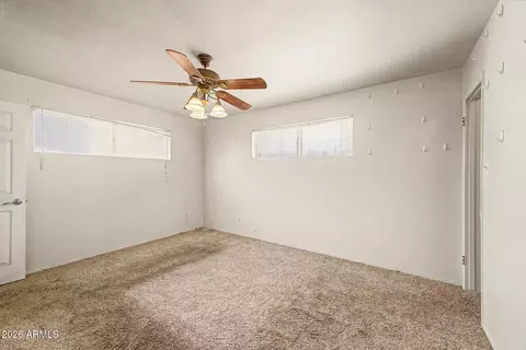Bedroom - 1522 W Lawrence Ln, Phoenix, AZ 85021 photo 1 of 1