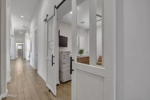 Entry Way - 2652 E Pelican Ct, Gilbert, AZ 85297 photo 4 of 4