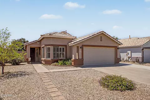 3239 E Woodside Way, Gilbert, AZ 85297