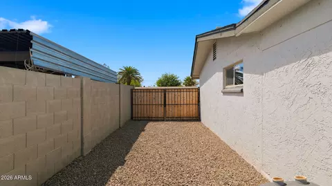 Exterior - 4240 E Desert Cactus St, Phoenix, AZ 85032 photo 12 of 13