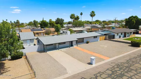 View/Area - 4240 E Desert Cactus St, Phoenix, AZ 85032 photo 4 of 13