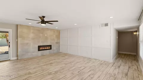 Living - 4240 E Desert Cactus St, Phoenix, AZ 85032 photo 2 of 7