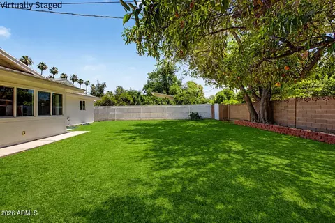 Exterior - 315 Encanto Dr, Tempe, AZ 85281 photo 4 of 5