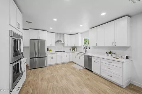 Kitchen - 315 Encanto Dr, Tempe, AZ 85281 photo 2 of 4