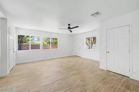 Living - 315 Encanto Dr, Tempe, AZ 85281 photo 6 of 9