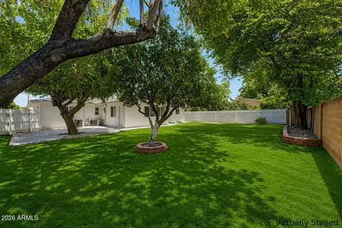 Exterior - 315 Encanto Dr, Tempe, AZ 85281 photo 3 of 5