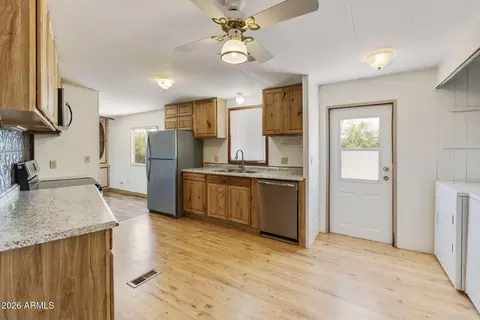293 S Belaire Rd, Apache Junction, AZ 85119 photo 6