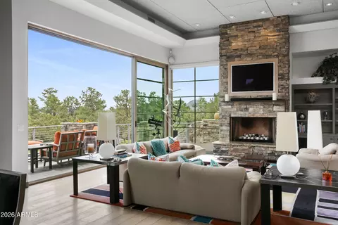 Living - 511 N Grapevine Dr, Payson, AZ 85541 photo 5 of 5