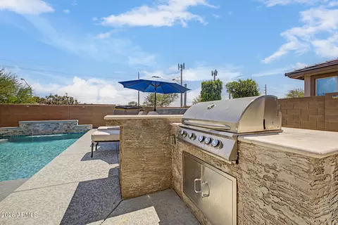 Exterior - 725 E Liberty Ln, Gilbert, AZ 85296 photo 6 of 6