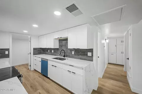 Kitchen - 2009 E 3rd Dr, Mesa, AZ 85204 photo 1 of 4