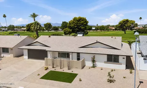 19430 N Willowcreek Cir, Sun City, AZ 85373