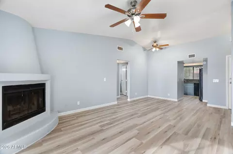 15402 N 28th St #205, Phoenix, AZ 85032