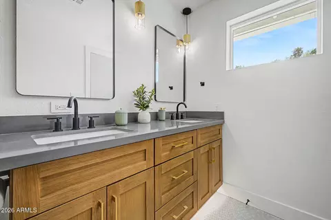 Bath - 2259 E Harmony Ave, Mesa, AZ 85204 photo 5 of 6