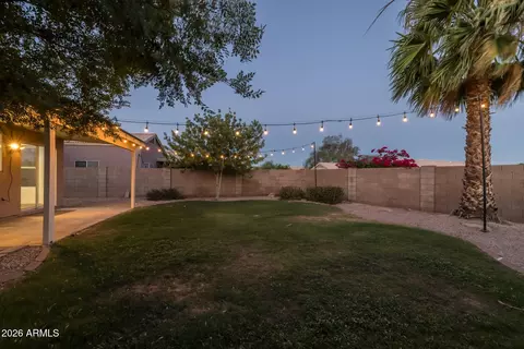 Exterior - 4705 E Desert Wind Dr, Phoenix, AZ 85044 photo 9 of 12