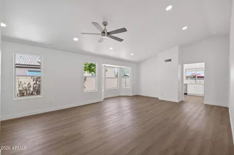 Living - 4705 E Desert Wind Dr, Phoenix, AZ 85044 photo 3 of 5