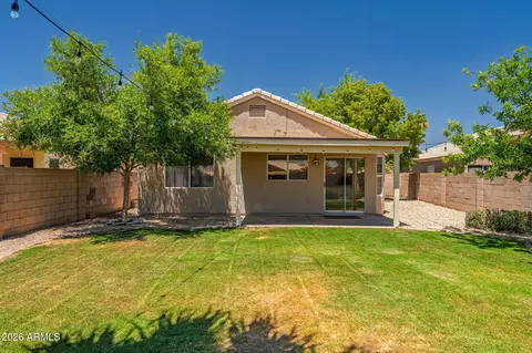 Exterior - 4705 E Desert Wind Dr, Phoenix, AZ 85044 photo 4 of 12