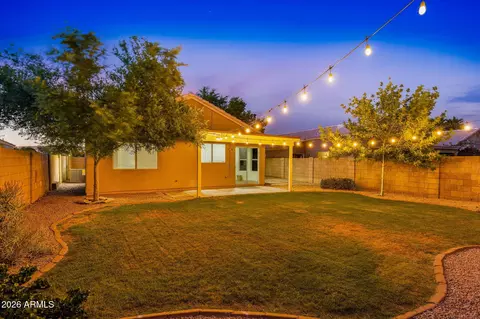 Exterior - 4705 E Desert Wind Dr, Phoenix, AZ 85044 photo 6 of 12