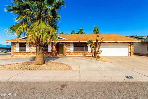 Exterior - 2 E Muriel Dr, Phoenix, AZ 85022 photo 2 of 6