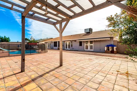 Exterior - 2 E Muriel Dr, Phoenix, AZ 85022 photo 6 of 6