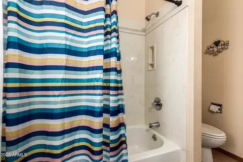 Bath - 2 E Muriel Dr, Phoenix, AZ 85022 photo 4 of 4