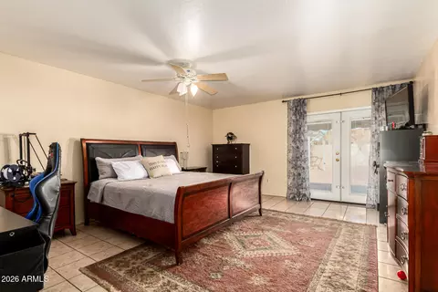 Bedroom - 2 E Muriel Dr, Phoenix, AZ 85022 photo 1 of 8