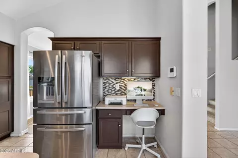 Kitchen - 9737 E Lobo Ave, Mesa, AZ 85209 photo 10 of 13