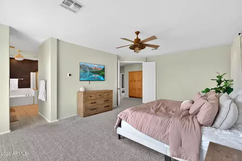 Bedroom - 9737 E Lobo Ave, Mesa, AZ 85209 photo 4 of 12