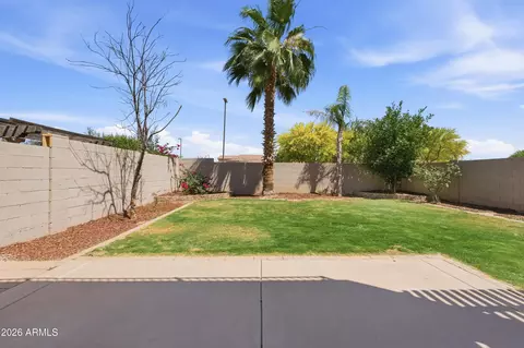 Exterior - 4061 E Wagon Ct, Gilbert, AZ 85297 photo 9 of 13