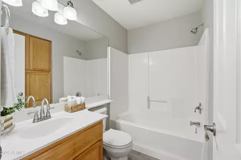 Bath - 4061 E Wagon Ct, Gilbert, AZ 85297 photo 3 of 3