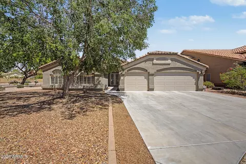 221 S Quartz St, Gilbert, AZ 85296