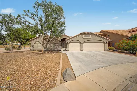 221 S Quartz St, Gilbert, AZ 85296