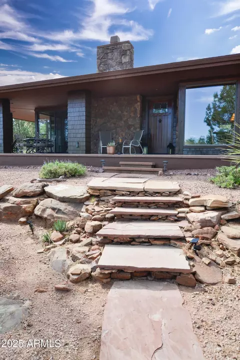 Exterior - 6682 W Windsong Ln, Pine, AZ 85544 photo 5 of 9