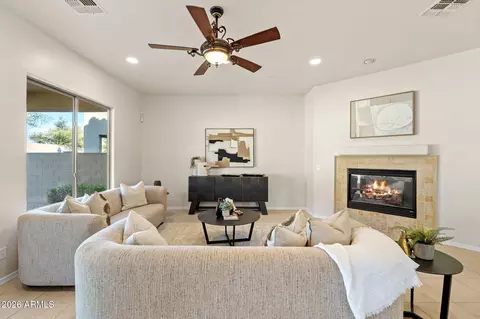 Living - 3660 E Maffeo Rd, Phoenix, AZ 85050 photo 3 of 6
