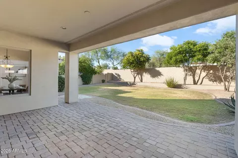 Exterior - 3660 E Maffeo Rd, Phoenix, AZ 85050 photo 9 of 12
